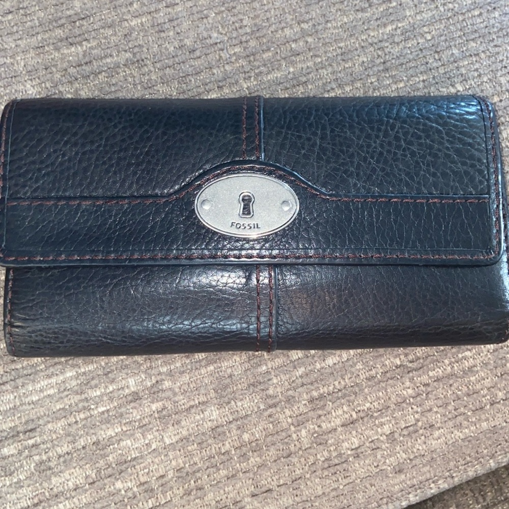 Fossil leather wallet